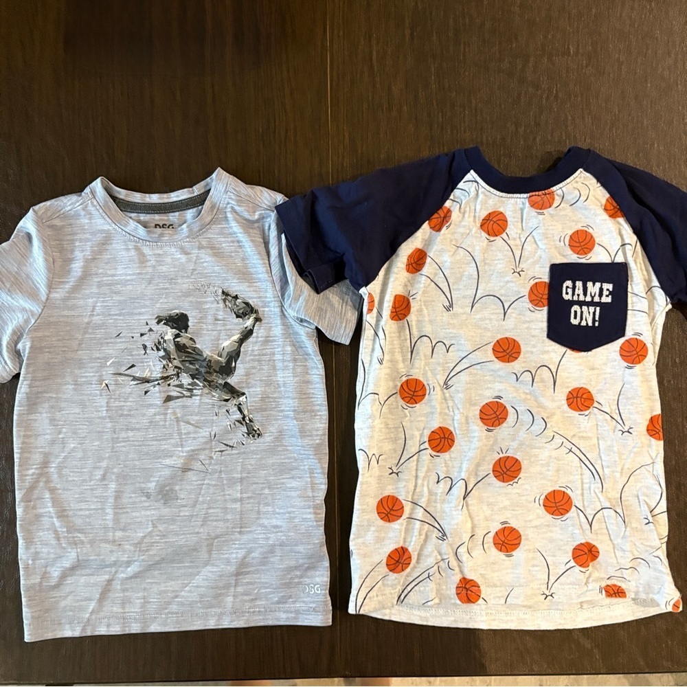 Boys Super Bundle Shirts and Graphic Tees 11 pack Size XS 4/5 - Picture 4 of 6
